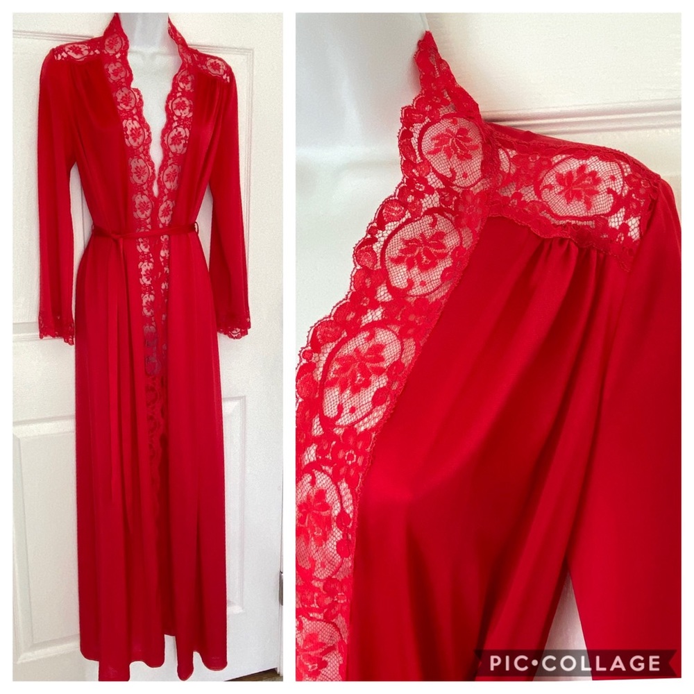 Vintage OLGA Victorian Red Lace Full Sweep Nylon Tie Robe Small Peignoir